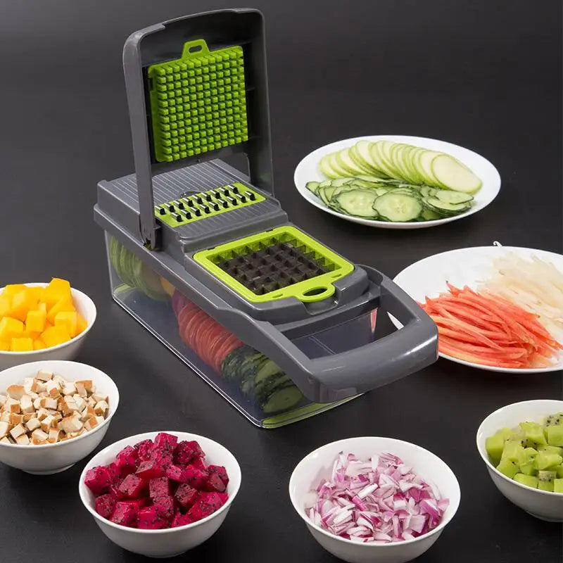 All-in-One Küchenhelfer mit 12 Einsätzen
